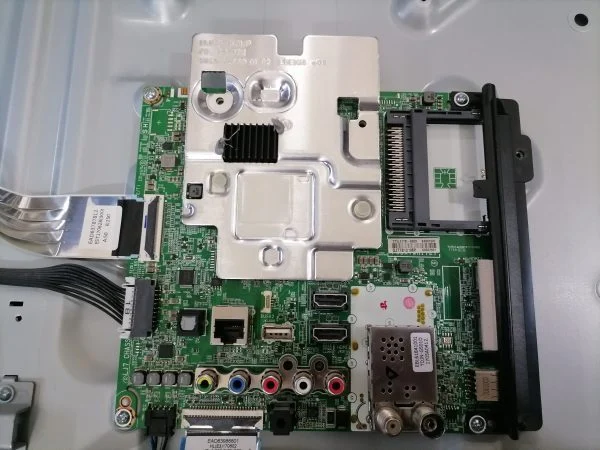 LG 65UJ651V - Image 7