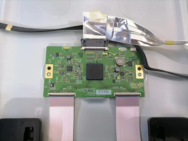 LG 65UJ651V - Image 8